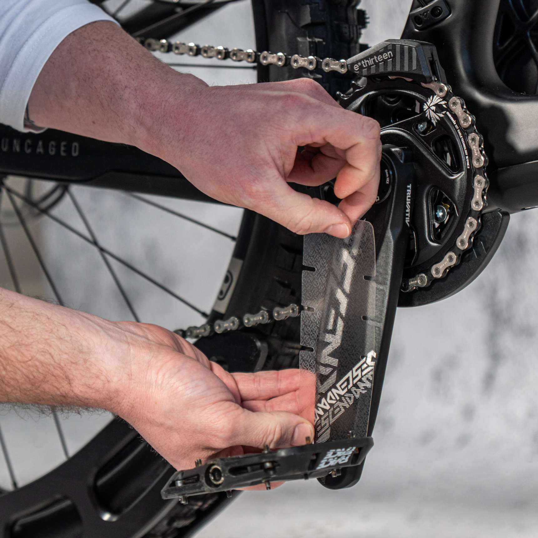 RIESEL CRANK GUARD: CLEAR