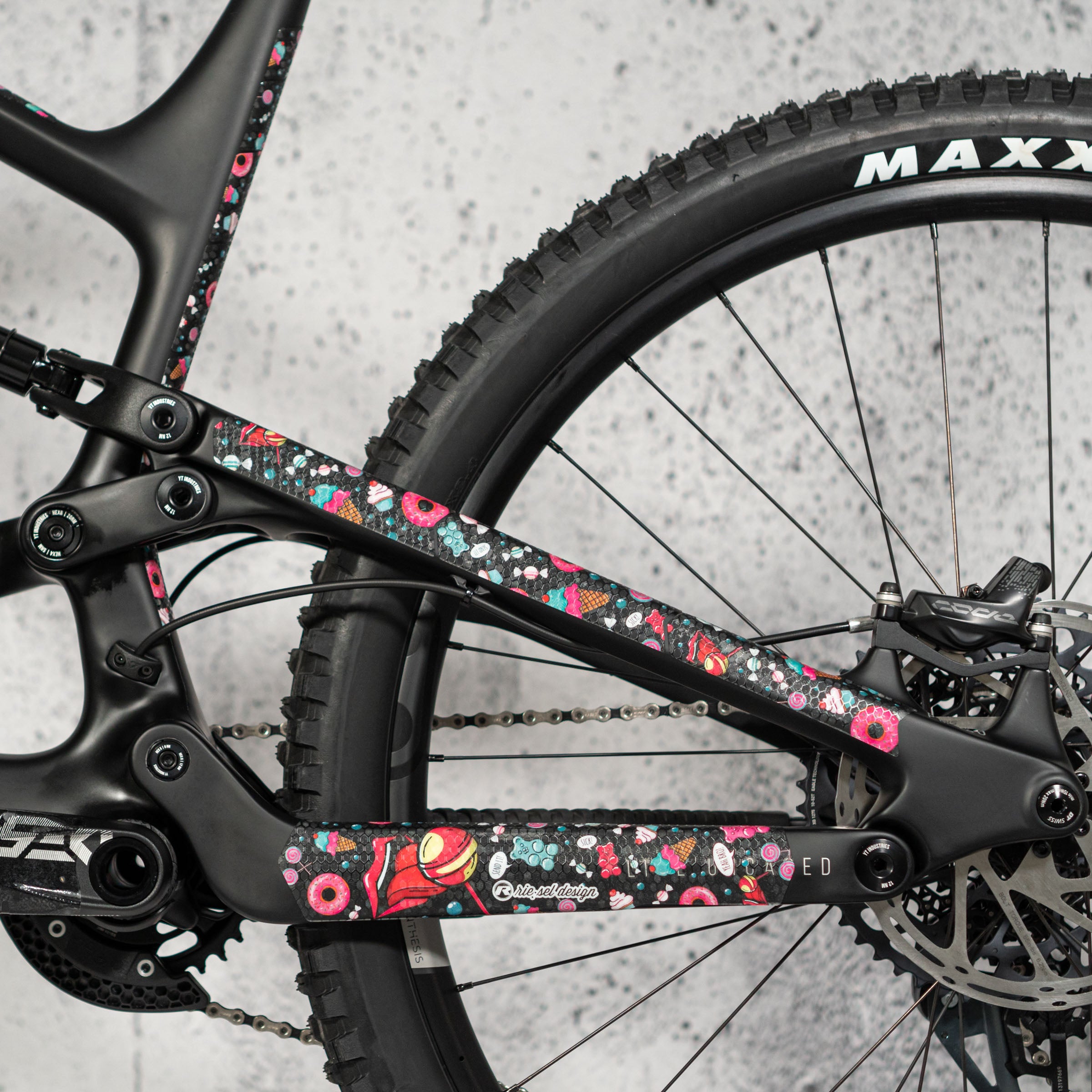 CHAIN:TAPE 3000 CANDY