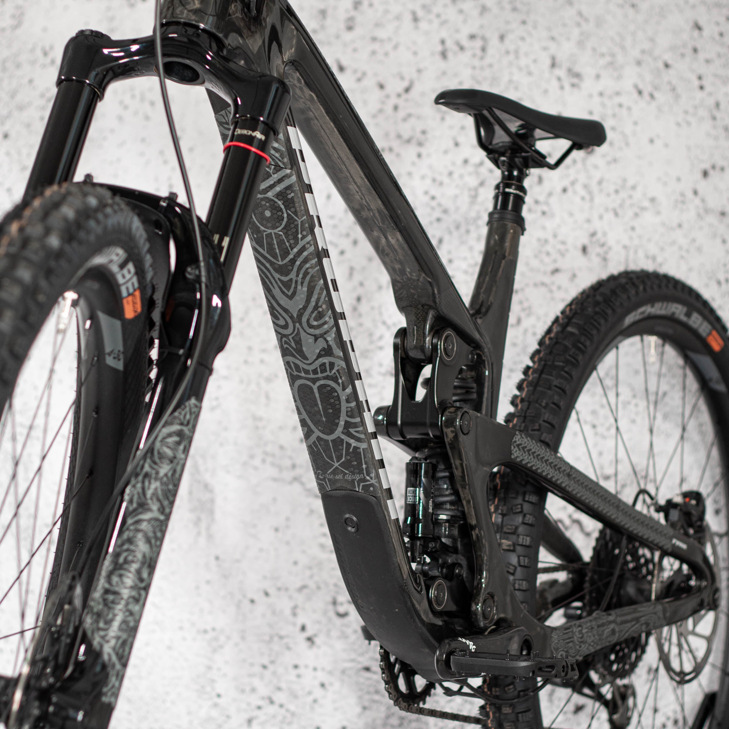 FRAME:TAPE 3000 MAORI GREY