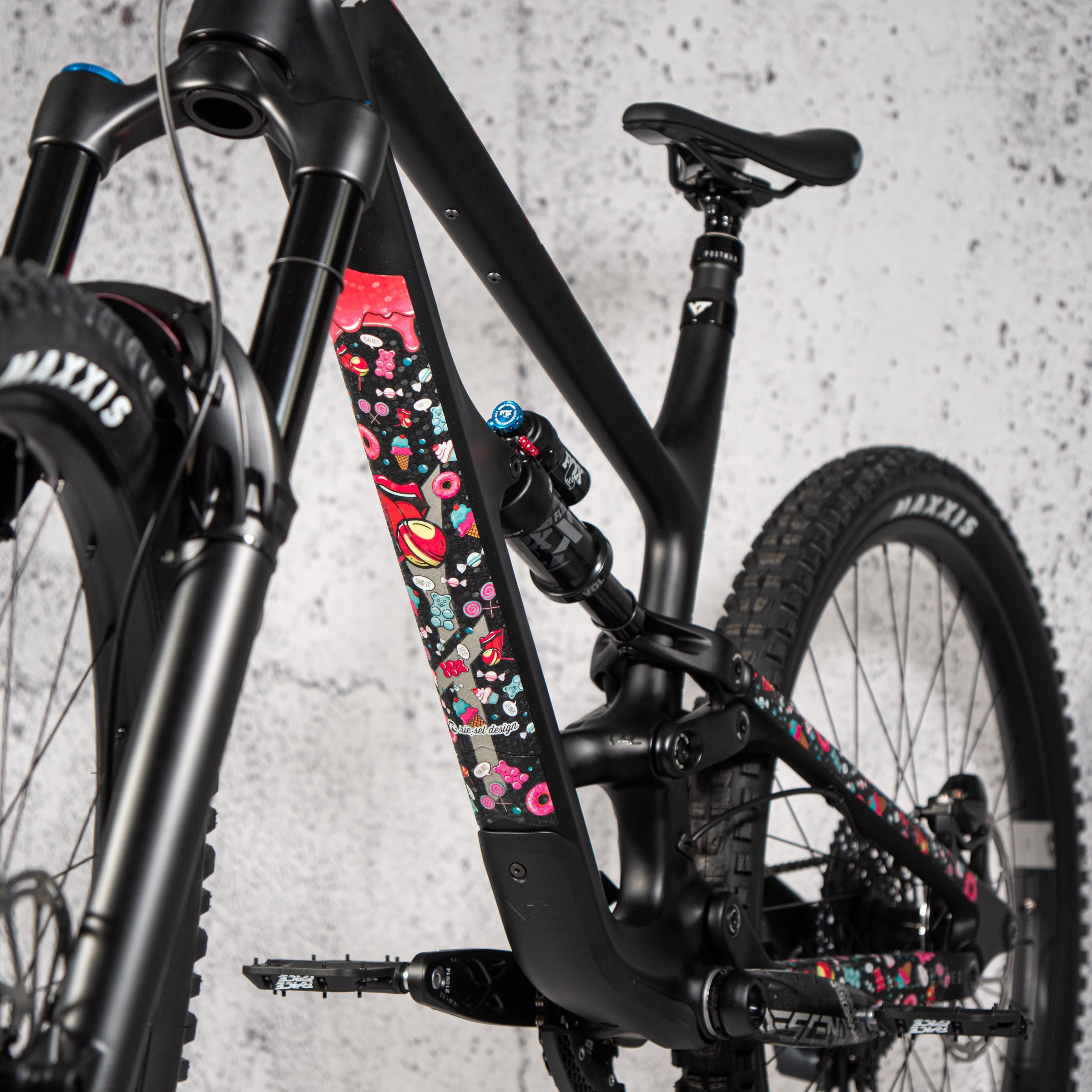 FRAME:TAPE 3000 CANDY