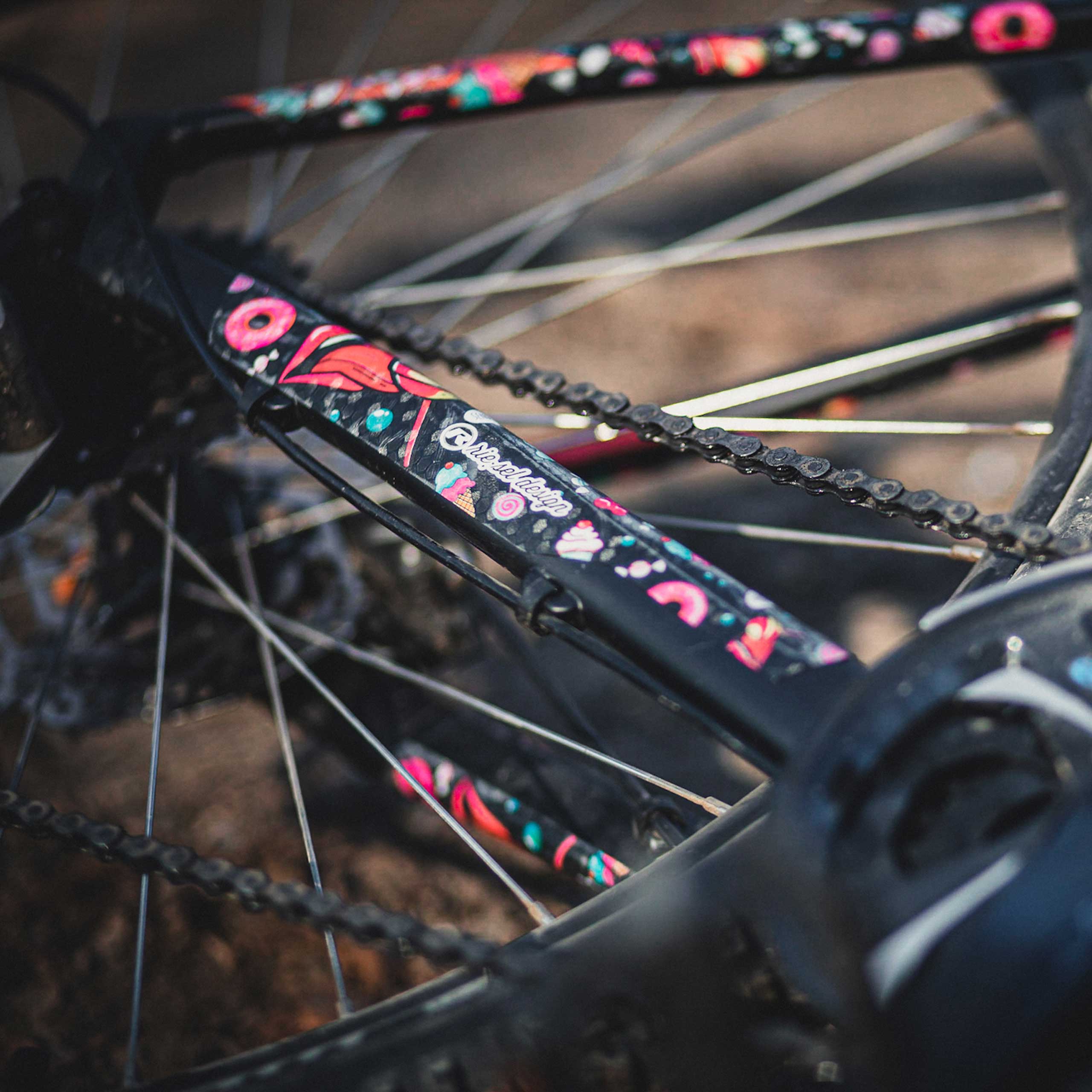 CHAIN:TAPE 3000 CANDY
