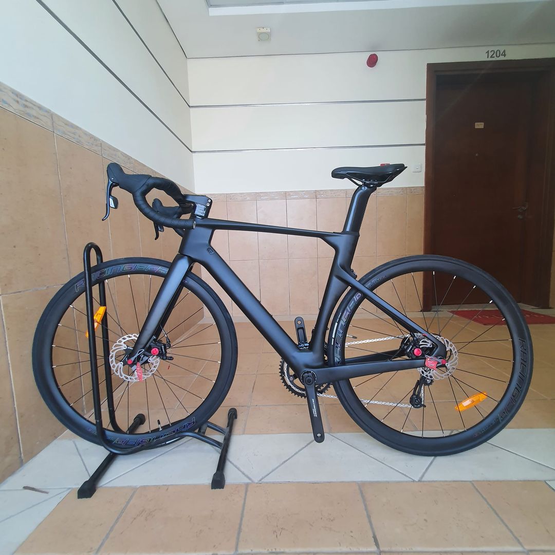 R10 700c Carbon Bike Road Bike - Matt Dark Gray c2c