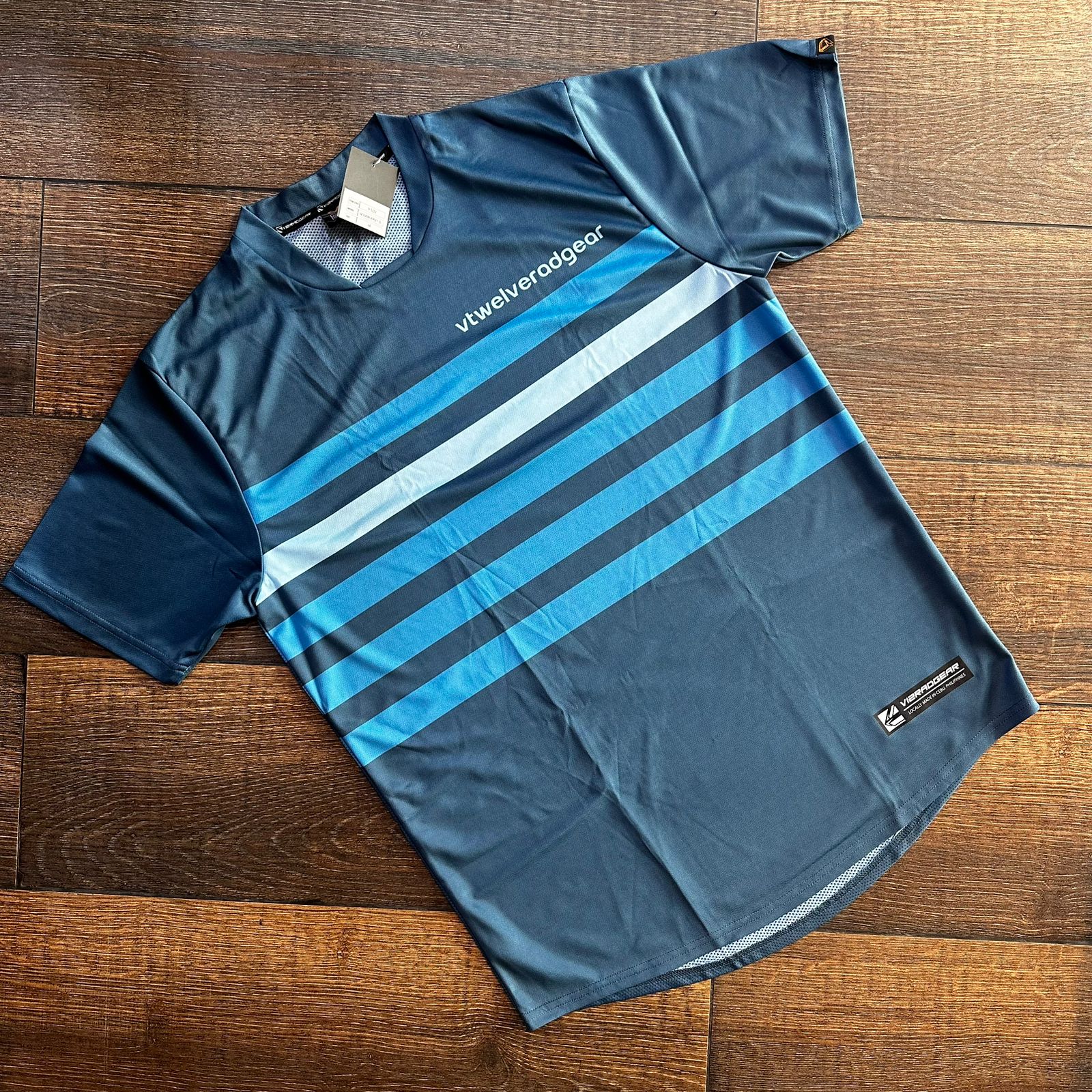 V12 Session Jersey cycle2cycleuae